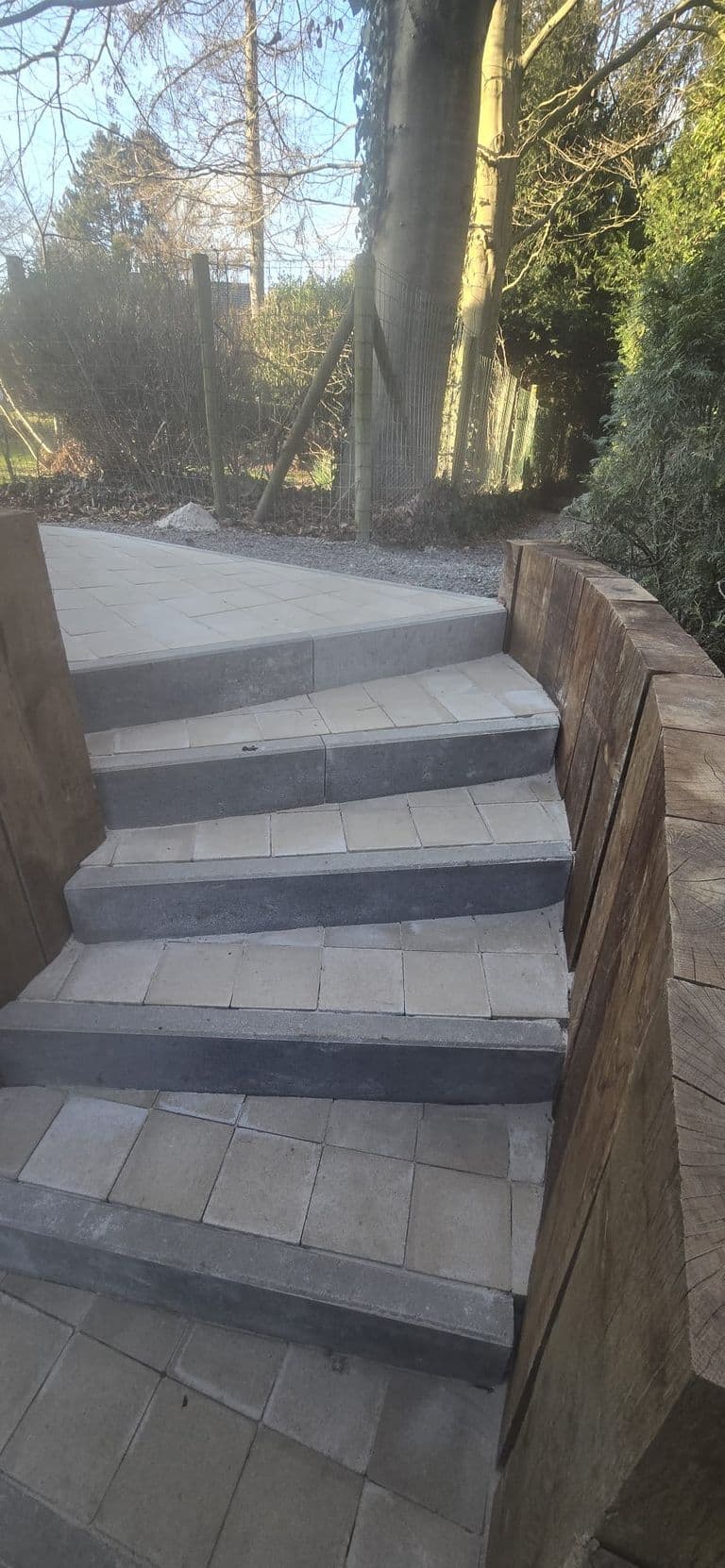 Rénovation d'un escalier — fin de chantier (3)