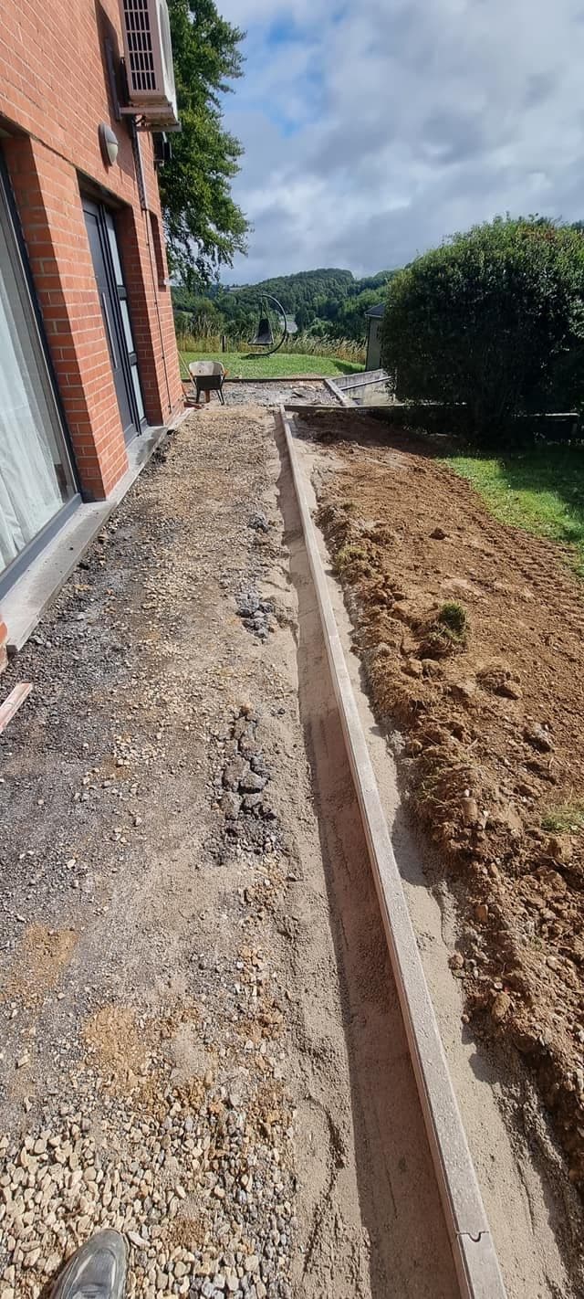 Aménagement extérieur — début de chantier (4)