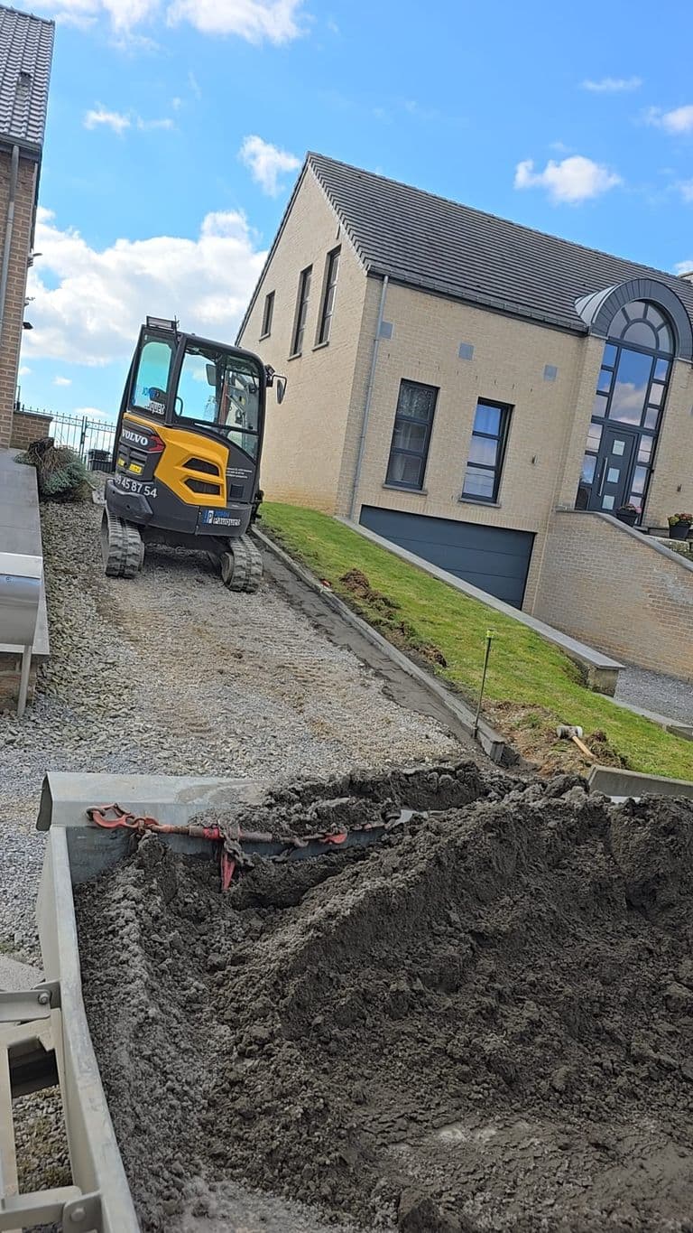Allée de garage et de jardin — début de chantier (1)