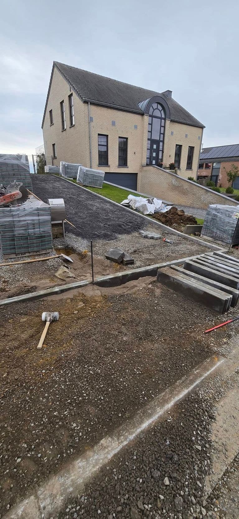 Allée de garage et de jardin — début de chantier (3)