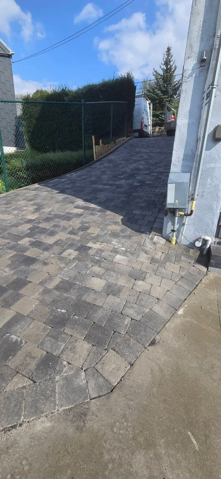 Allée de garage et escalier en klinkers — fin de chantier (2)