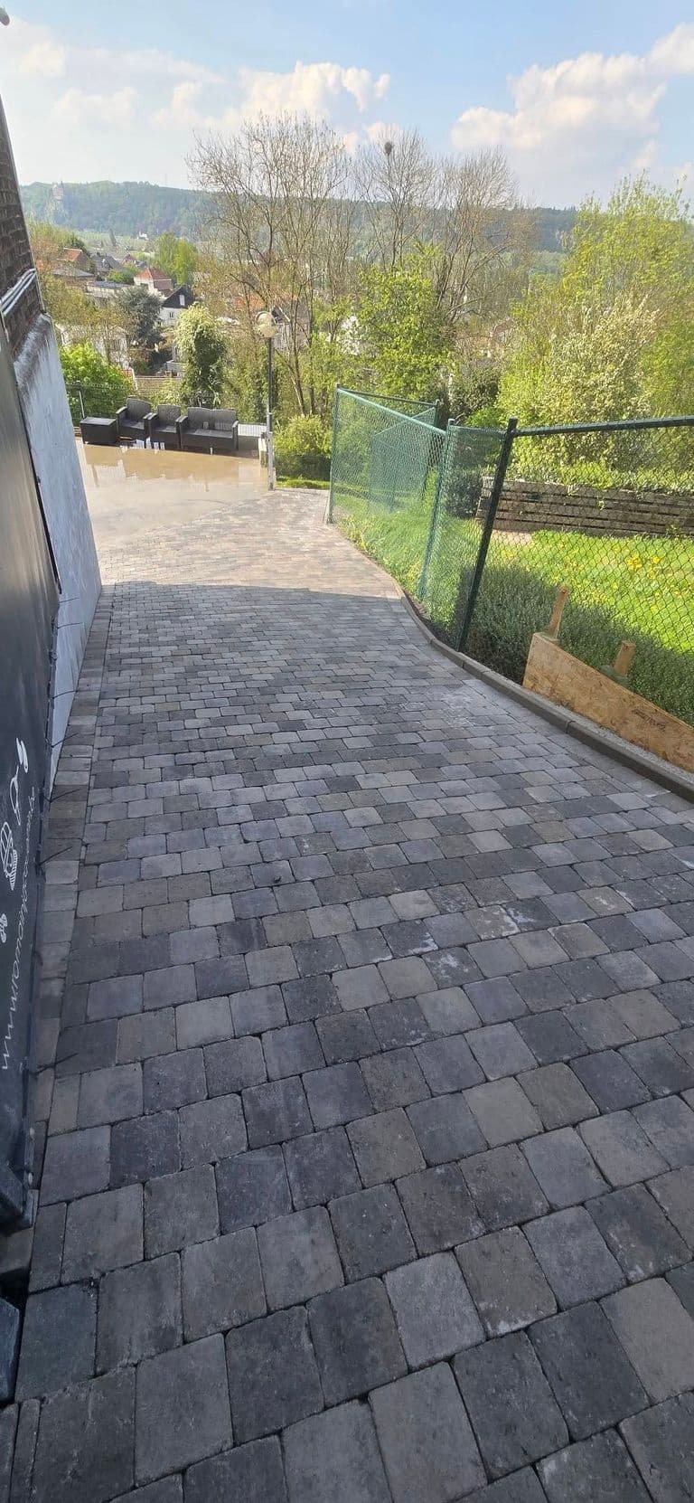 Allée de garage et escalier en klinkers — fin de chantier (5)